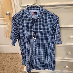 Chaps Men’s Navy and White Plaid Short-Sleeve Button-Down Shirt